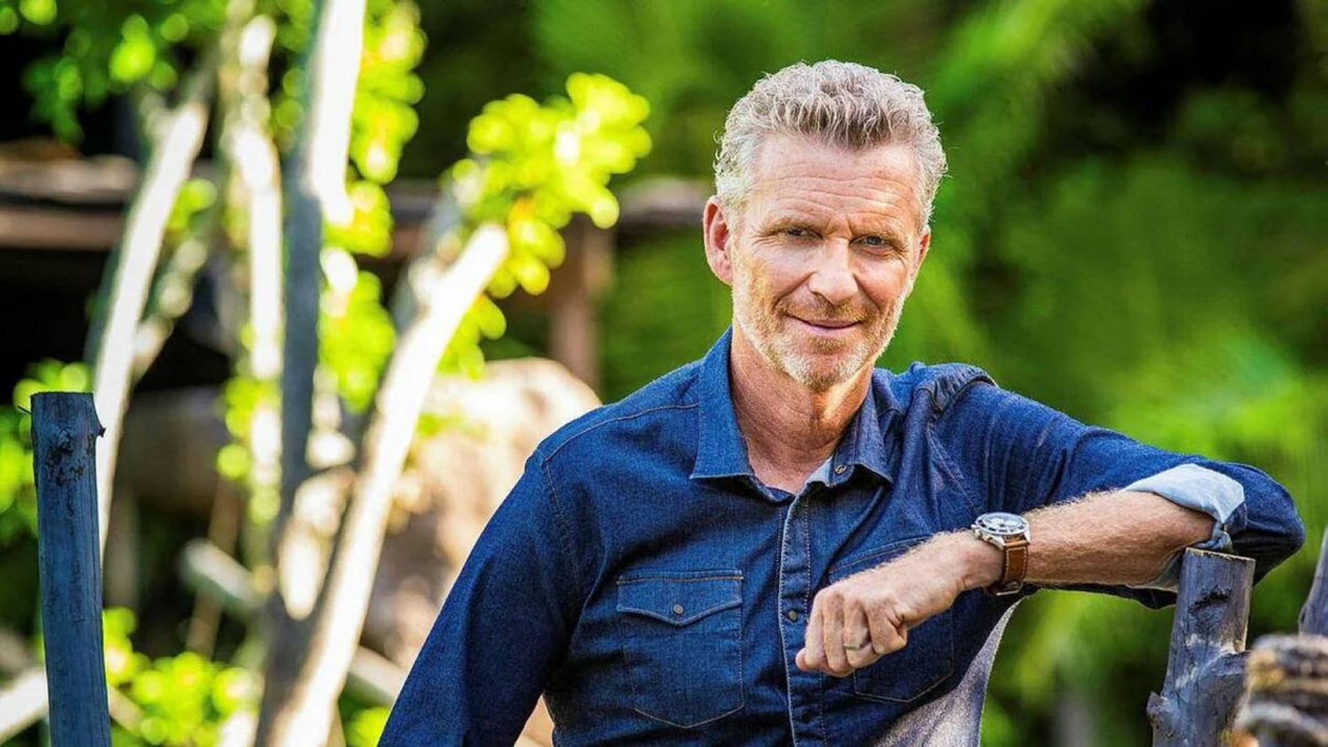Denis Brogniart : le présentateur de Koh-Lanta se confie sur sa relation de 20 ans avec sa femme