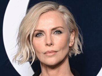 Charlize Theron : apparition exceptionnelle de l’actrice aux côtés de sa fille au défilé Dior