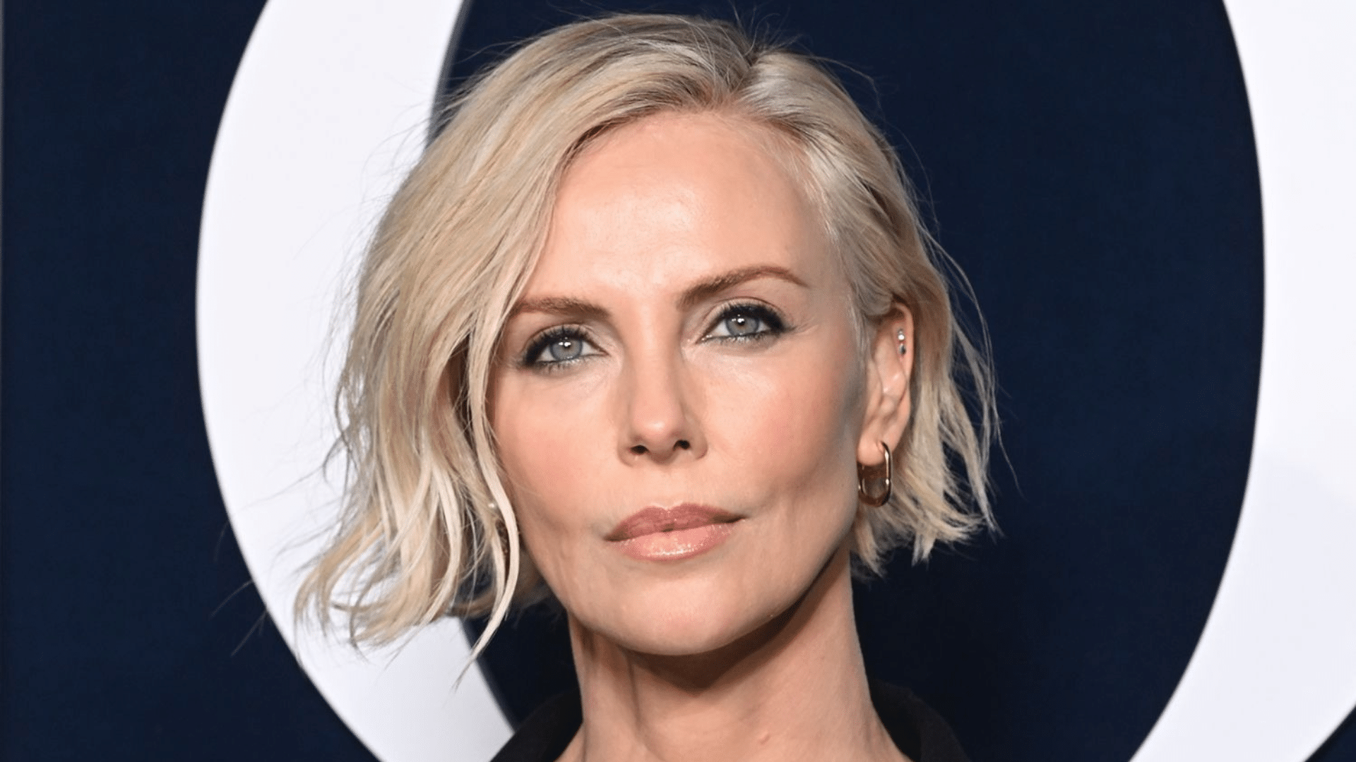 Charlize Theron et sa fille August sous les regards au défilé Dior à New York