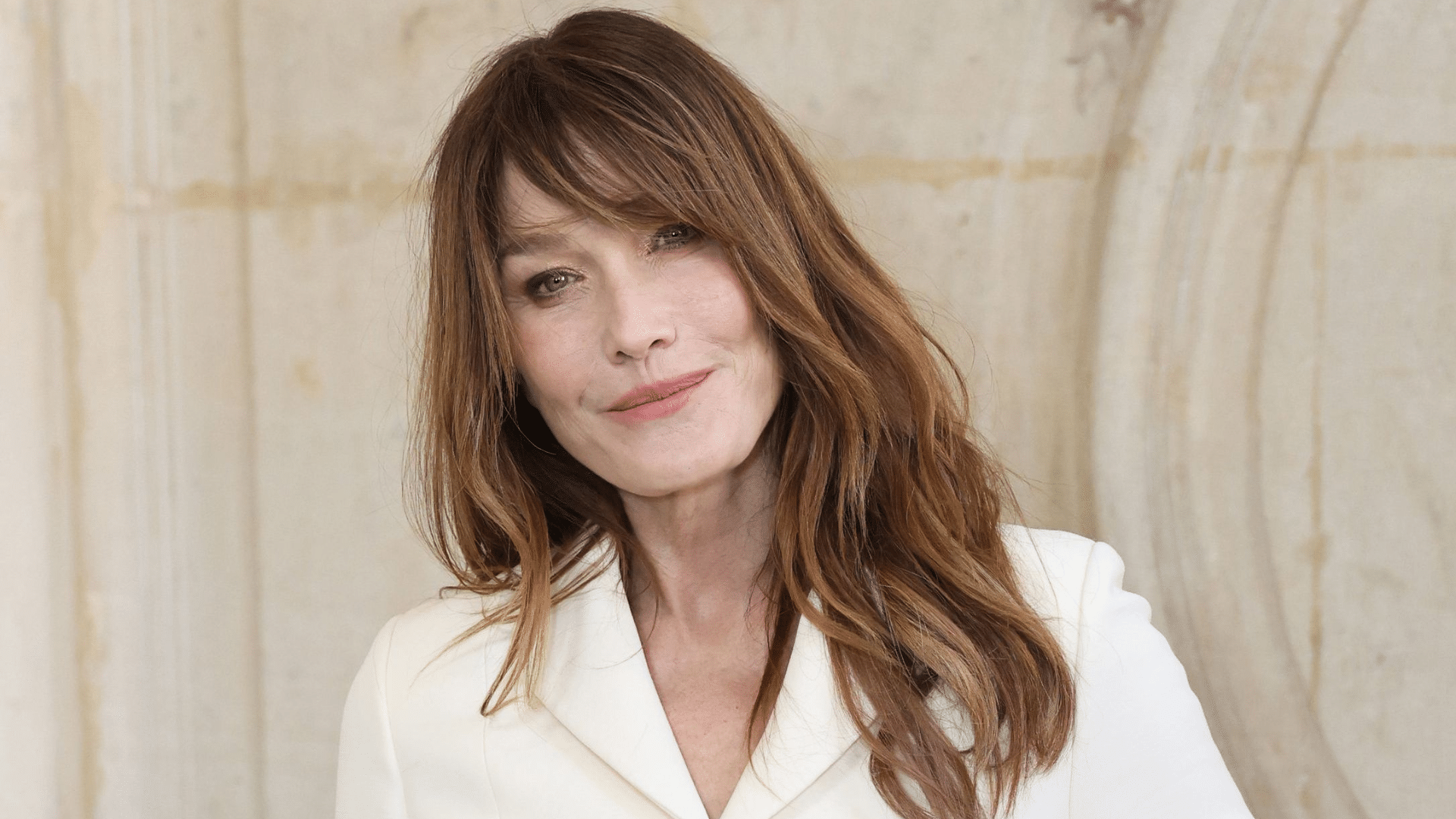 Carla Bruni : “si fière” de sa fille Giulia, elle la montre dans une touchante vidéo