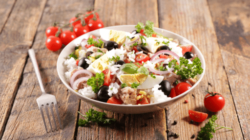 3 recettes simples et rapides pour vos salades de riz cet été !