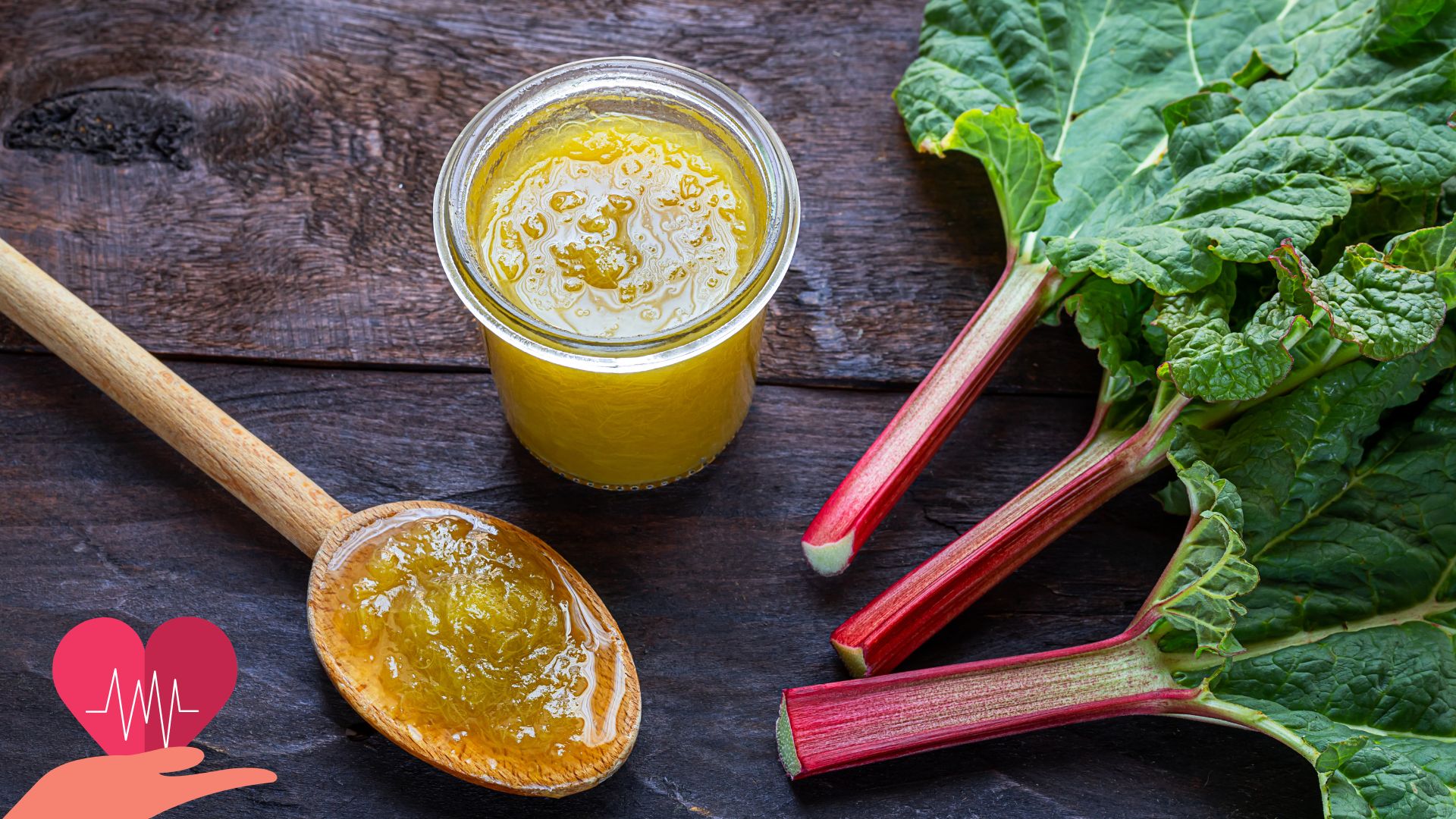 Rhubarbe : découvrez ses bienfaits pour la santé !