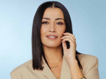 Karima Charni dévoile son coup de cœur pour un célèbre chanteur : « C’est mon mari ! »