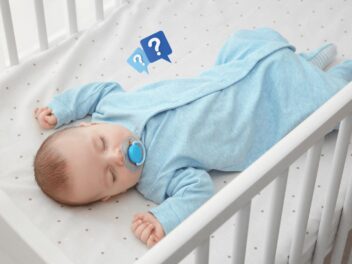 Appel à vigilance : attention à ces gigoteuses pour bébé offertes à la maternité qui peuvent s’avérer dangereuses !