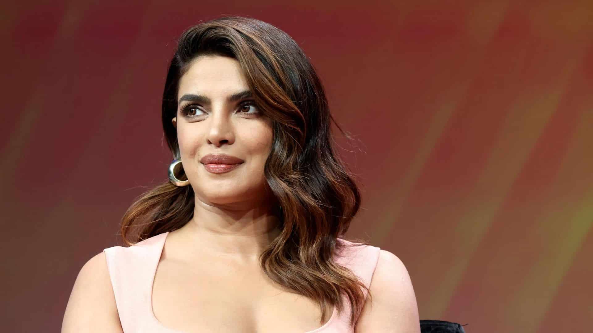 Priyanka Chopra en tournage en France avec sa fille Malti
