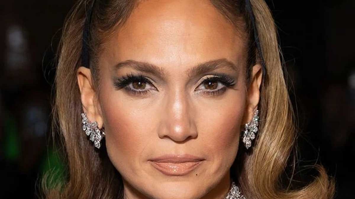 Révélation choc : Cette règle de maquillage que toutes les stars brisent !