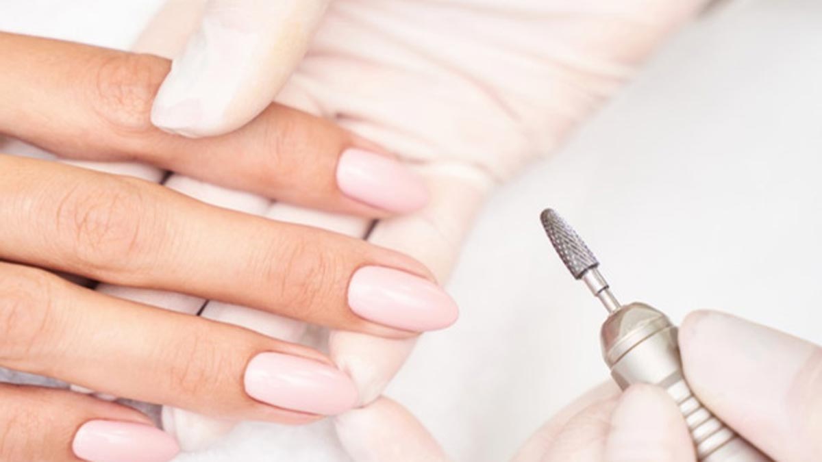 Alerte beauté : Cet outil de manucure pourrait détruire vos ongles à jamais !
