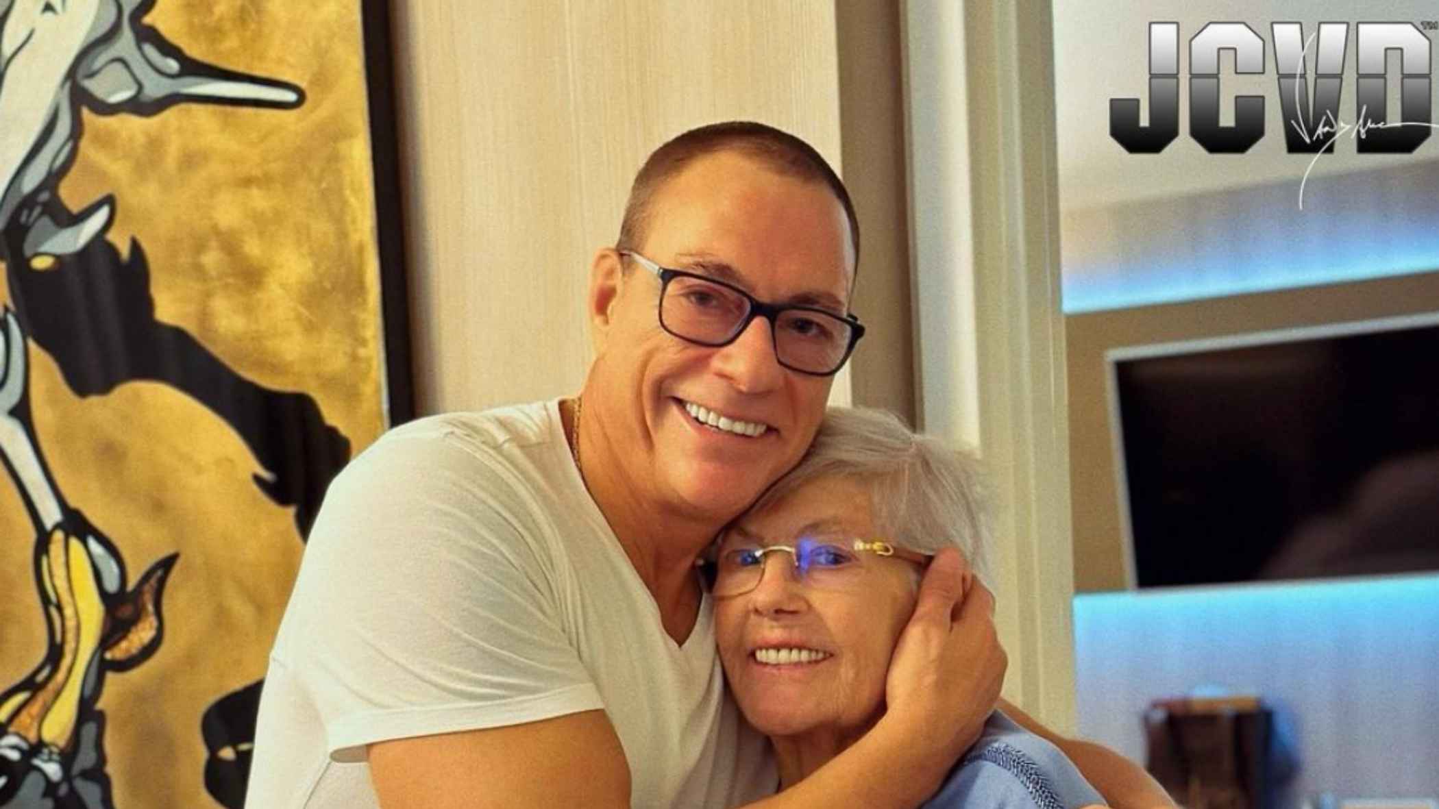 Jean-Claude Van Damme brise le silence : La star endeuillée révèle un drame personnel bouleversant !