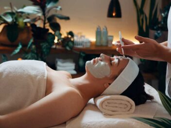 Ces 3 soins en institut vont métamorphoser votre peau après les vacances !