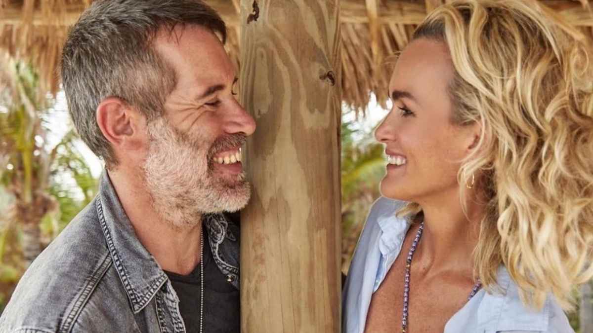 « Un couple à trois » : Laeticia Hallyday évoque sa romance compliquée avec Jalil Lespert