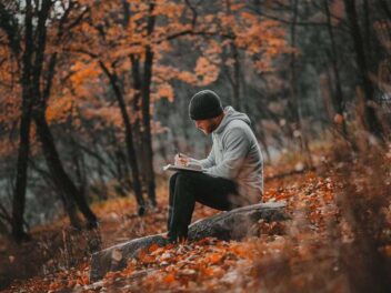 La théorie d’octobre enflamme TikTok : découvrez pourquoi des millions de personnes transforment leur vie cet automne