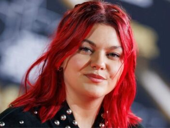 Louane humiliée aux NRJ Music Awards : La chanteuse sort enfin du silence et balance tout sur sa prestation catastrophique !