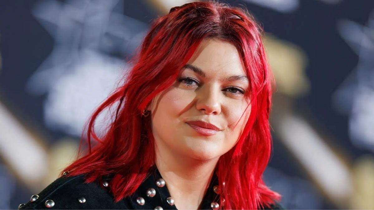 Louane humiliée aux NRJ Music Awards : La chanteuse sort enfin du silence et balance tout sur sa prestation catastrophique !