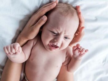 Découvrez cette chanson miracle qui stoppe les pleurs de bébé en quelques secondes